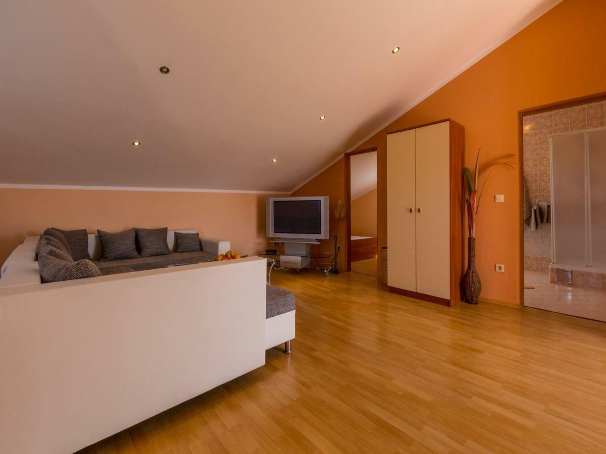 Apartments Alin ドラマリ エクステリア 写真