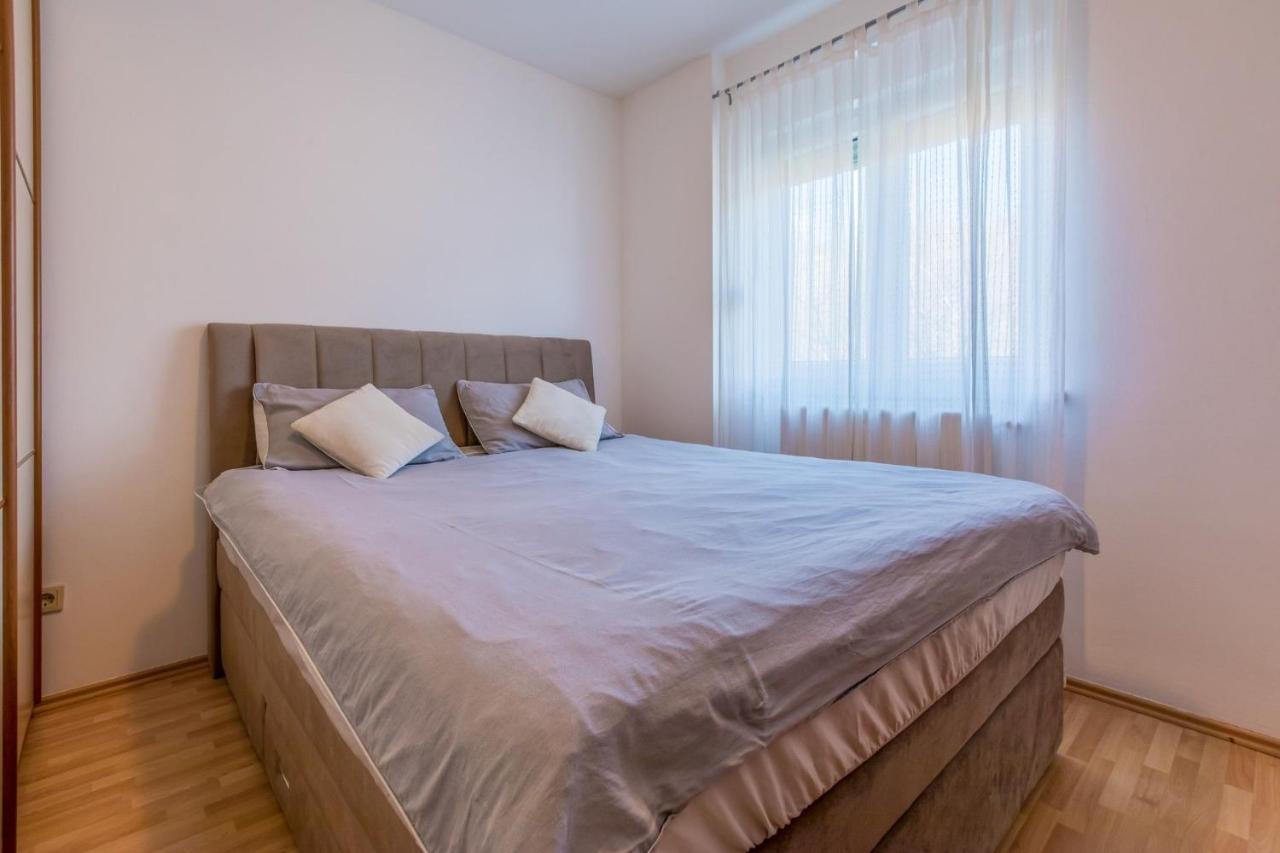 Apartments Alin ドラマリ エクステリア 写真